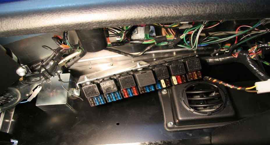 Letak Relay Alternator Pada Isuzu Panther. 3 Ciri-ciri Relay Starter Mobil Rusak