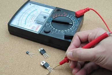 Bagian Bagian Multimeter Digital Beserta Fungsinya. √ Fungsi dan Cara Menggunakan Multimeter Digital & Analog