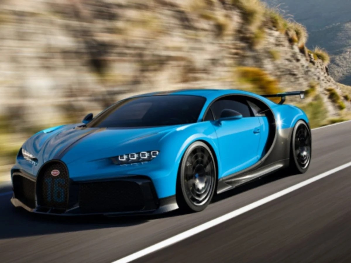 Harga Bugatti Chiron Sport. Bugatti Chiron Pur Sport, Mobil Sport Mewah Harga Selangit!