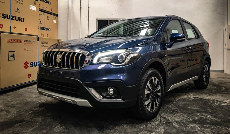 Suzuki S Cross Facelift Indonesia. Suzuki SX4 S-Cross Facelift Resmi Meluncur di Indonesia