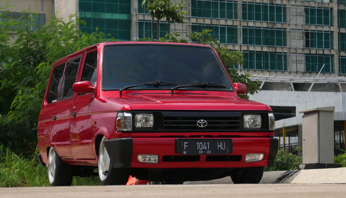 Gambar Mobil Kijang Lama. Modifikasi Toyota Kijang Super 5 Pintu 1993 yang Jumawa!