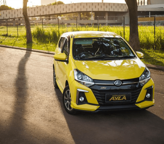 Harga Mobil Ayla Warna Kuning. Kelebihan Mobil Ayla Warna Kuning Harga dan Cara Merawatnya