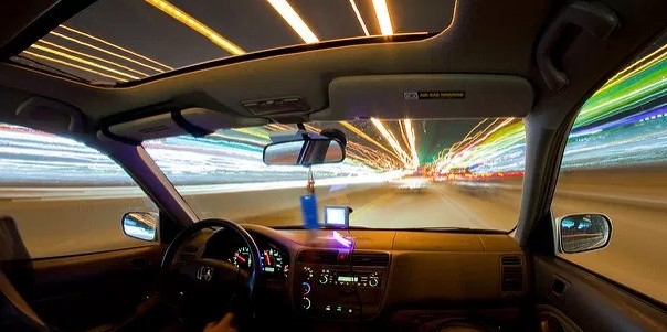 Foto Di Dalam Mobil. Cara Membuat Foto Jejak Lampu dari Dalam Mobil