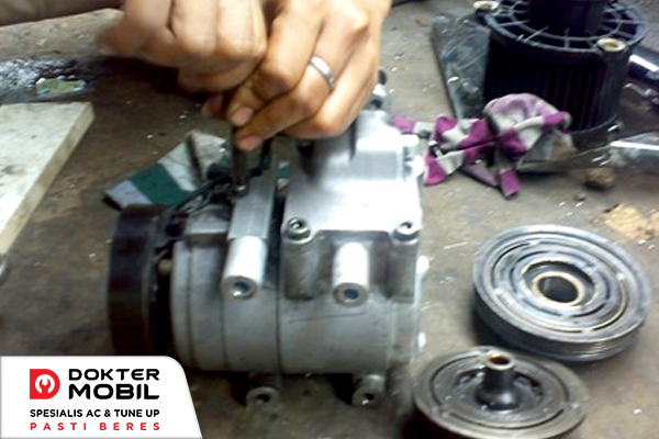 Biaya Ganti Kompresor Ac Mobil. Biaya Service Kompresor AC Mobil di Bengkel Spesialis No.01