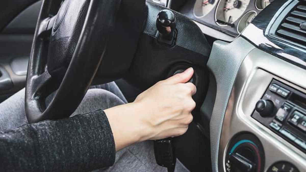 Penyebab Kunci Mobil Tidak Bisa Diputar. Kunci Mobil Tidak Bisa Diputar, Cari Penyebabnya Sebelum