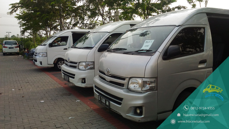 Tempat Duduk Mobil Hiace. Mobil Toyota Hiace , Mampu Mengangkut 16 Penumpang!