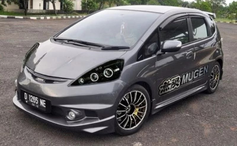 Gambar Modifikasi Mobil Honda Jazz. 30 Gambar