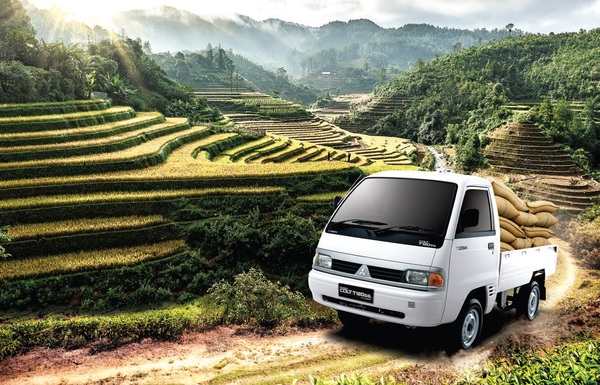 Mobil Pick Up Ss. Mitsubishi T120 SS Pick Up Pickup mini dengan daya angkut bersaing