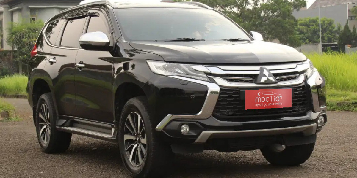 Harga Pajero Sport Dakar 2018. Mobil Mitsubishi Pajero Sport Dakar 4x2 Automatic 2018