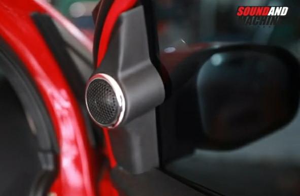 Honda Brio Modifikasi Simple. Inspirasi Upgrade Audio dan Peredam Kabin Honda Brio yang