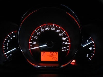Apakah Kilometer Mobil Bisa Di Reset. 5 Tips Untuk Mengetahui Keaslian Odometer Mobil